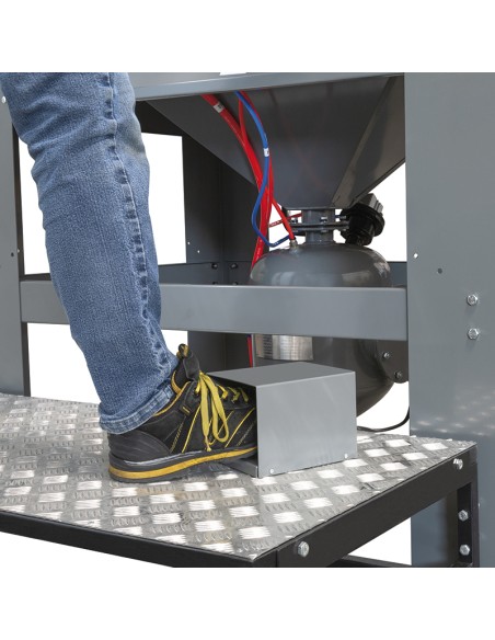 Sabbiatrice a pressione con filtro hepa e separatore di polveri 230v Fervi 0615