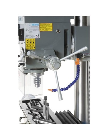 Fraiseuse perceuse vertical métal à engrenages 400v fervi t047/400vda