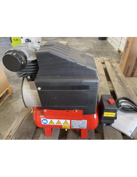 3 - Compressore Aria Lubrificato 6Lt 0,8Hp 400V Fiac Boboair Gms 100