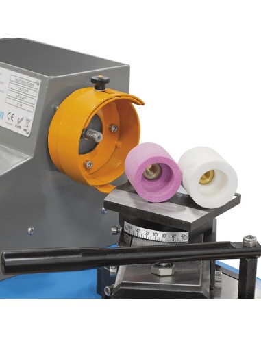 Affuteur de forets helicoidaux pour forets de 3 a 20 mm fervi a0132a