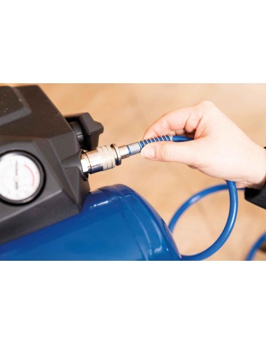 Compresseur sans huile coaxial 6l 8 bar 1,6cv avec accessoires Scheppach hc06