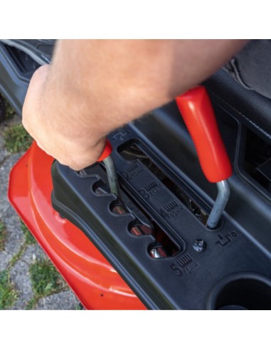 4 - Tracteur tondeuse a essence demarrage electrique 196cc 61cm Scheppach mr200-61