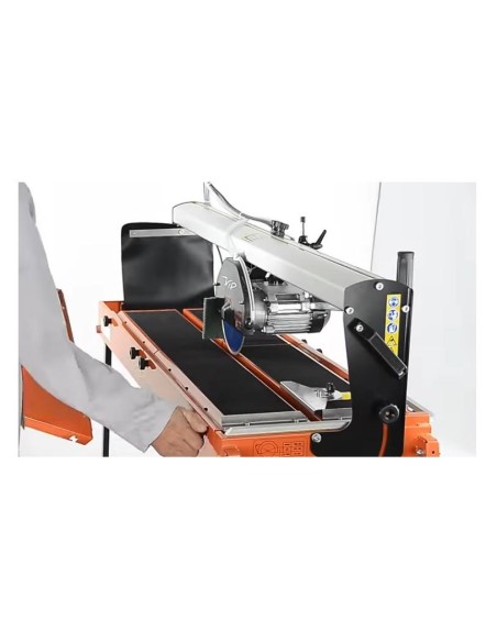 Tagliapiastrelle elettrica con banco ad acqua 110 cm Battipav vip 2110