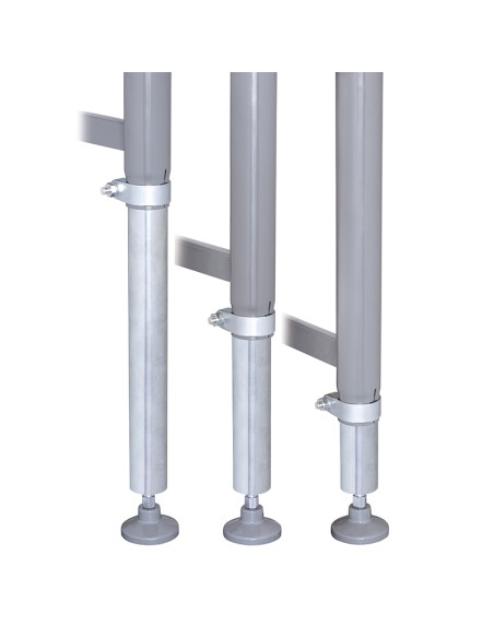 3 - Convoyeur a rouleaux reglable en hauteur 2000 x 450 mm