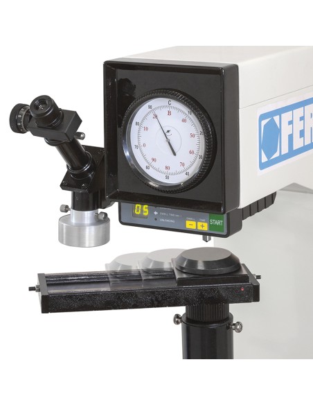3 - Durometre de table motorise pour l'etalonnage